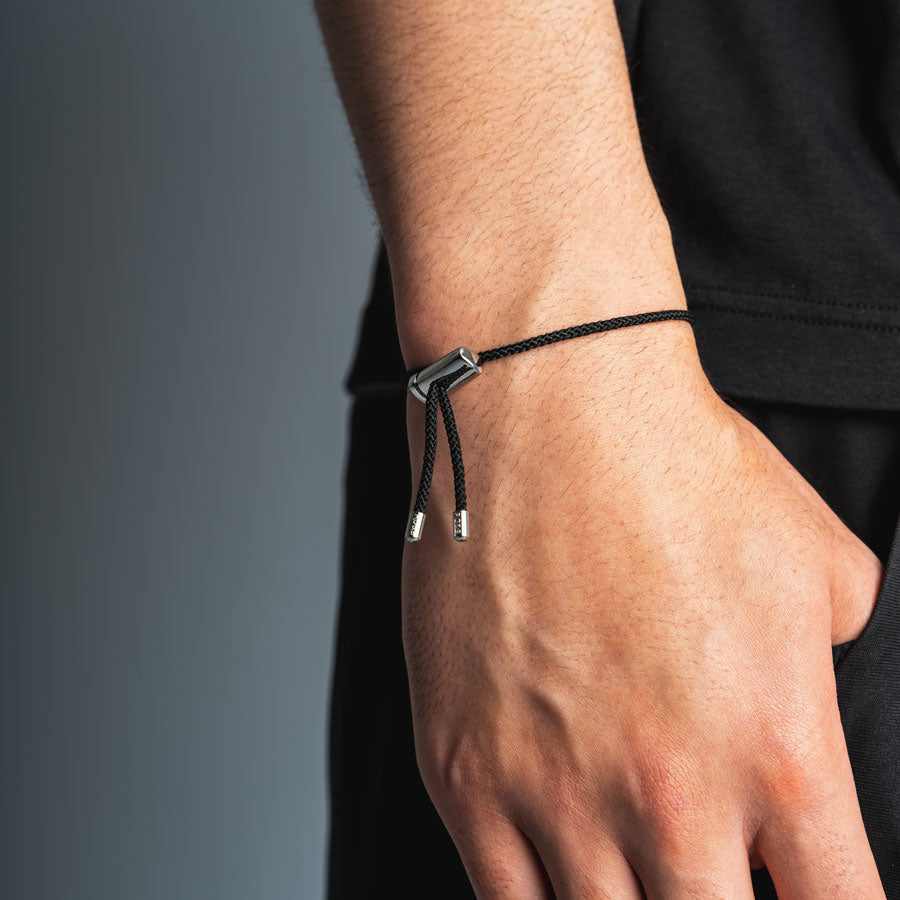 Our Silver & Black Drawstring Bracelet has been crafted using the finest braided maritime grade nylon rope.